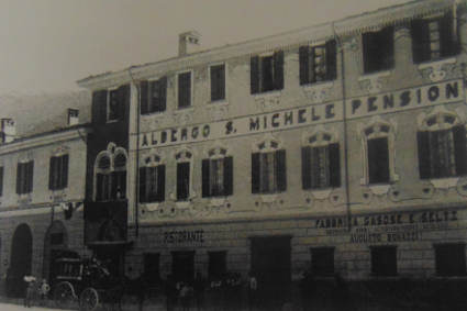 /Storica immagine del palazzo San Michele1