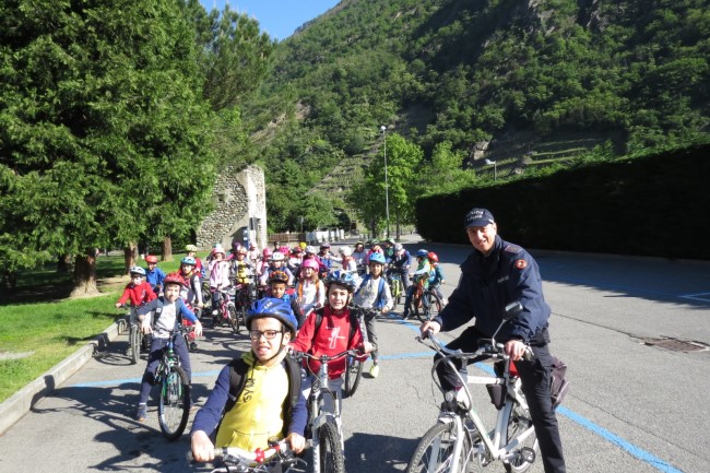 /giornata bicicletta scuola primaria Tirano (12)