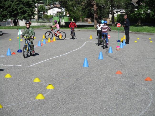 /giornata bicicletta scuola primaria Tirano (4)