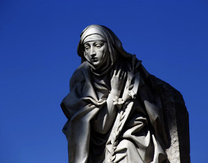 statua madre teresa
