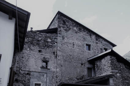 /Il castello del Dosso, Tirano