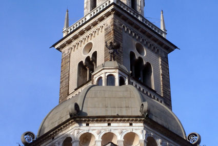 Il San Michele sulla cupola del santuario