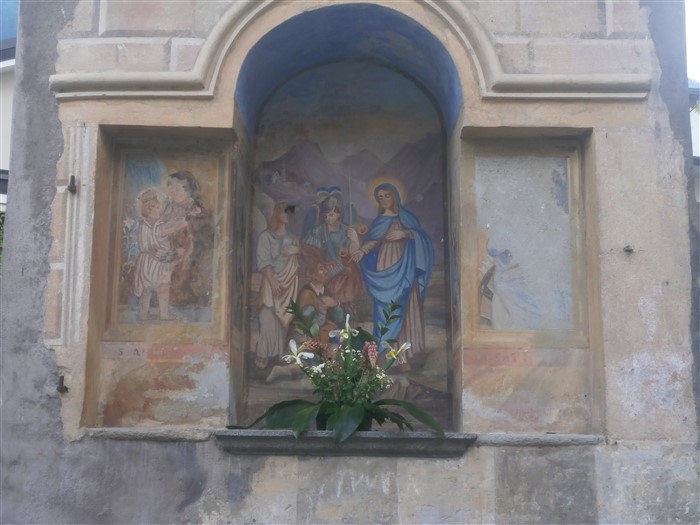 /Via Porta Bormina il dipinto centrale dell'Apparizione